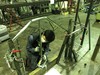 介護施設の浴室ステンレス手摺製作風景
