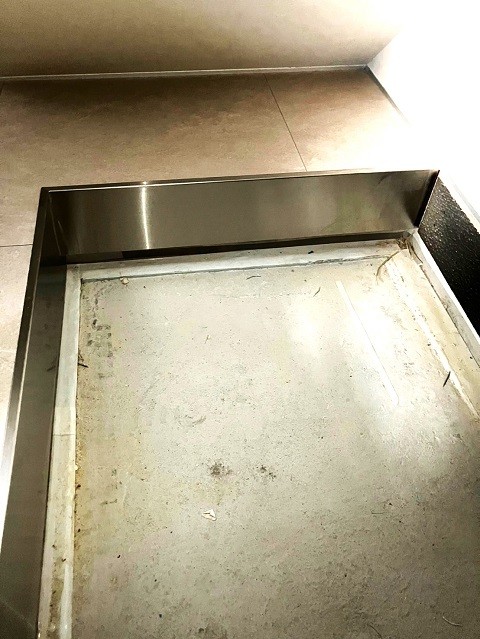 2S__2097173.jpg